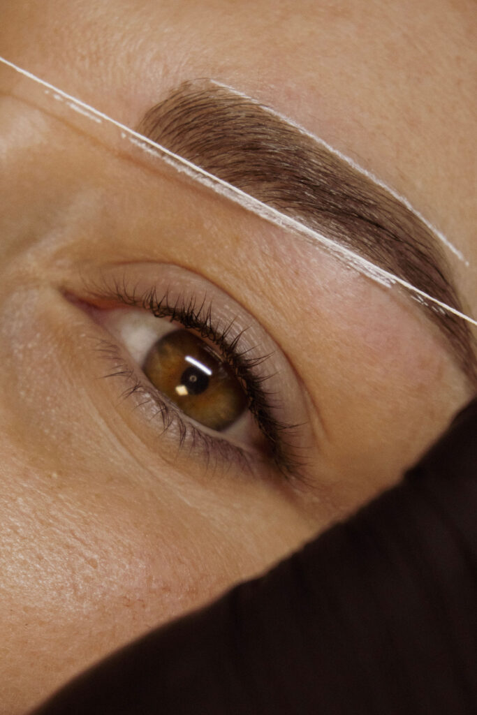 wenkbrauwen Beauty en Brow studio Zeeland